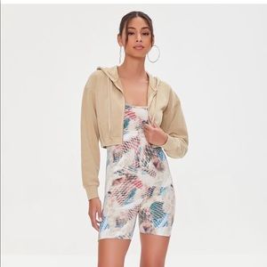 Forever 21 French zip up beige cropped hoodie jacket size small